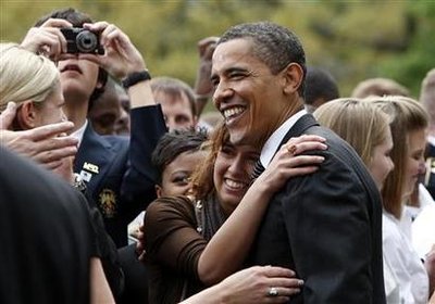 President Barack Obama greets guests at the "White House to Light House" Wounded Warrior Soldier Ride ceremony on the South lawn at the White House in Washington April 30, 2009. REUTERS/Jim Young